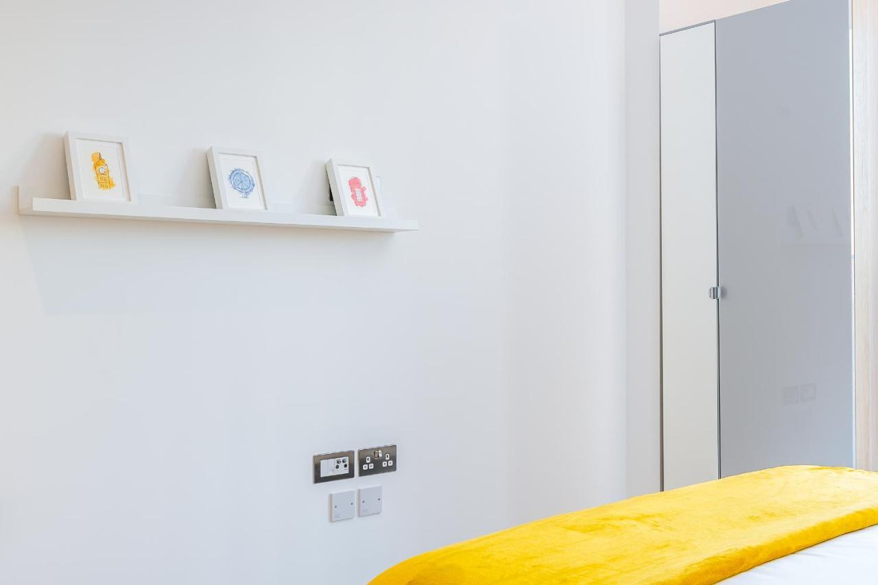 St Albans 2 Bed Luxury City Apartment, 5 Mins Walk To Train & Allocated Parking Dış mekan fotoğraf